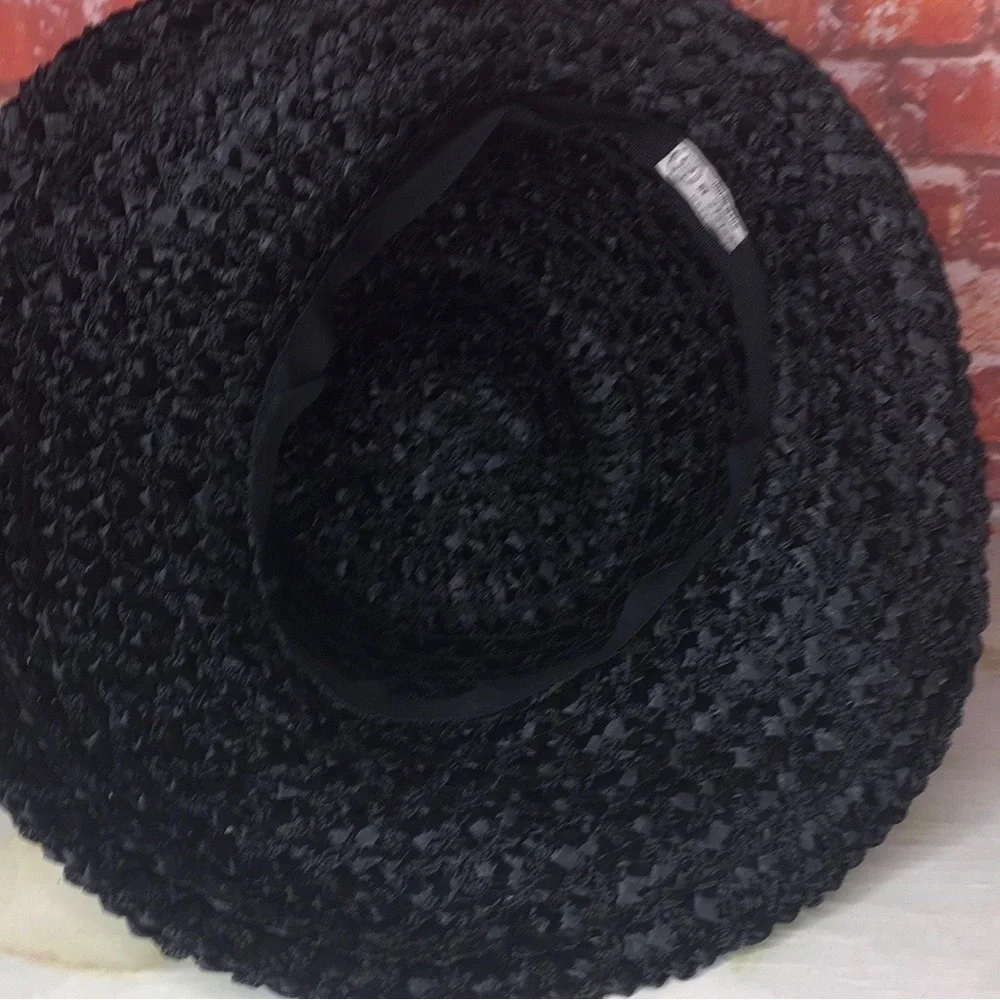 Dixie's Millinery Black Raffia SunHat and Hat Box